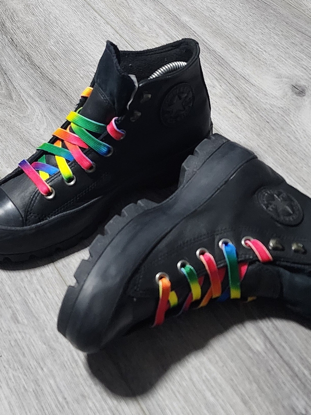 Converse Chuck Taylor All Star High Top Black Leather Boots Womens Size 6.5